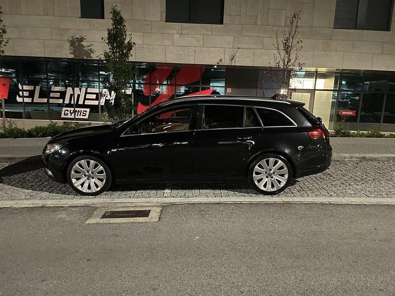 Usado 2010 Opel Insignia Carrinha | € 6.500 - Imagem 1/4