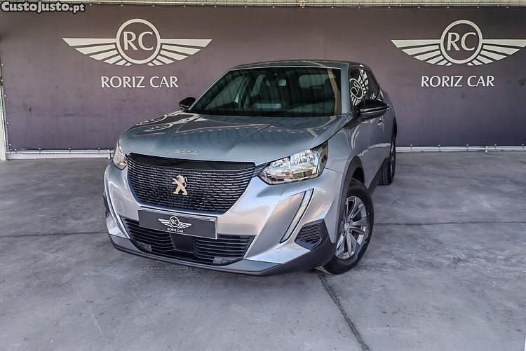 Cinza Usado 2022 Peugeot 2008 Active SUV | € 17.900 (Preço justo) - Imagem 1/1