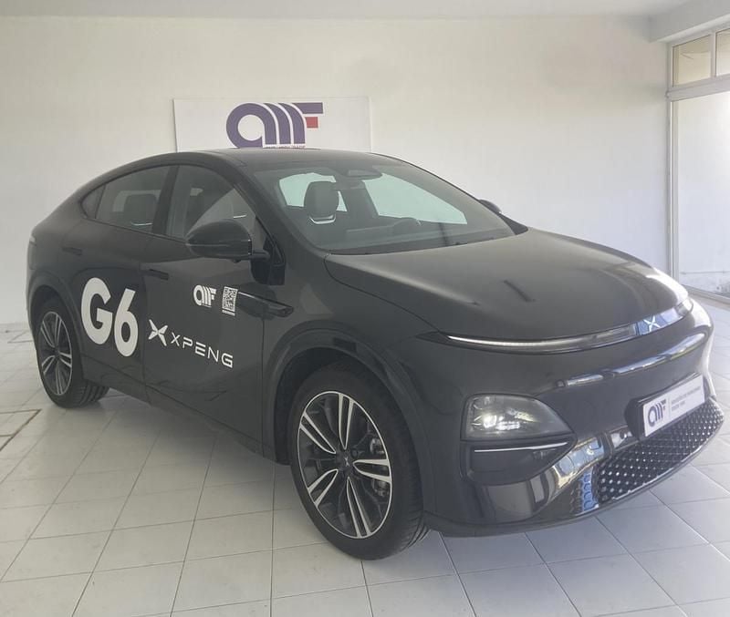 Preto Usado 2025 XPENG G6 SUV | € 42.800 - Imagem 1/4