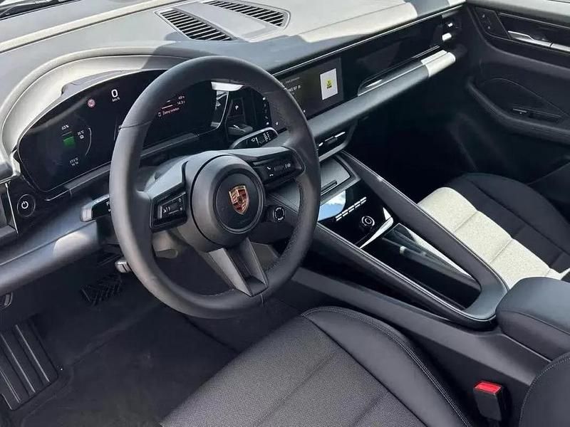 Usado Porsche Macan 250 kW (340 HP) 2024 Branco SUV