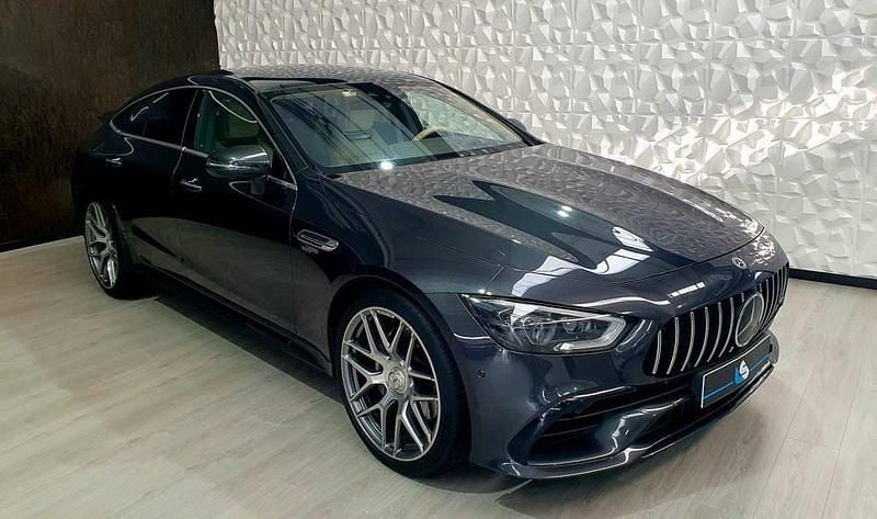 Cinzento Usado 2021 Mercedes AMG GT AMG | € 78.900 - Imagem 1/4