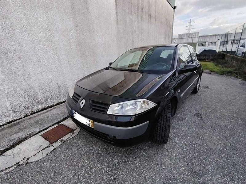 Usado 2002 Renault Mégane II Authentique | € 1.750 (Super Preço) - Imagem 1/4