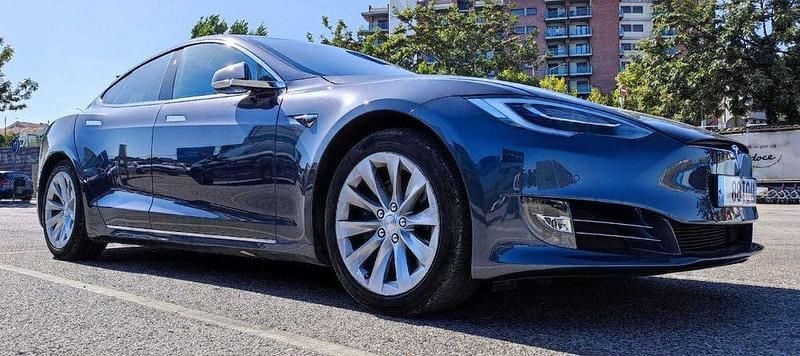 Usado 2017 Tesla Model S Sedan | € 35.000 (Caro) - Imagem 1/4