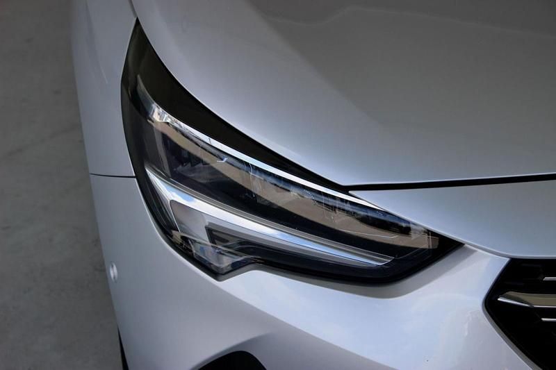 Usado Opel Corsa Elegance 102 HP (75 kW) 2023 Cinza Citadino