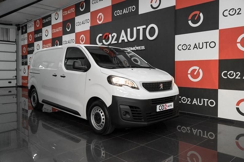 Branco Usado 2020 Peugeot Expert Van | € 17.900 (Preço justo) - Imagem 1/4