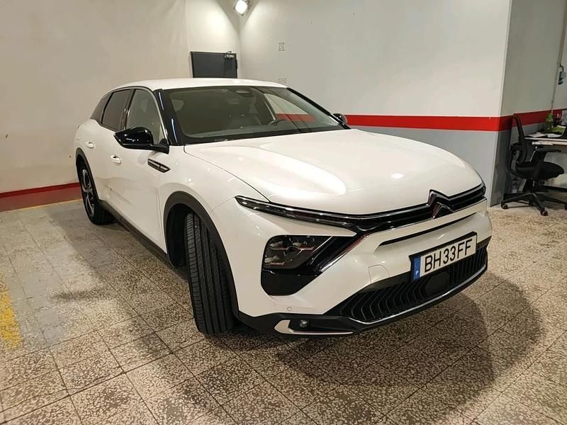 Usado Citroën C5 Feel 225 HP (165 kW) 2024 Branco Sedan