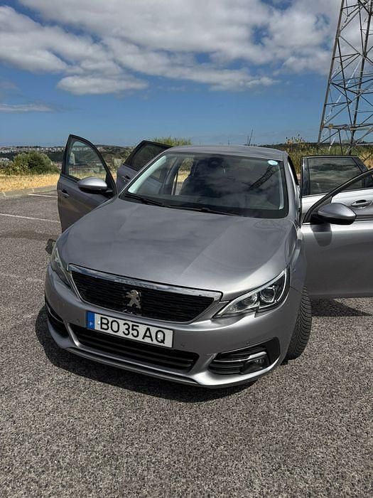 Usado 2018 Peugeot 308 Sedan | € 10.500 (Bom preço) - Imagem 1/4