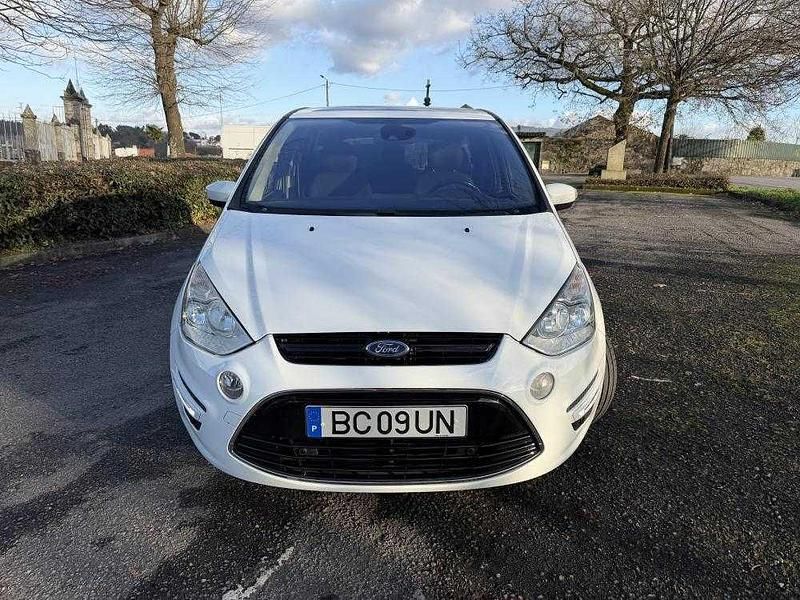 Usado Ford S-MAX S 150 HP (110 kW) 2014 Branco Monovolume