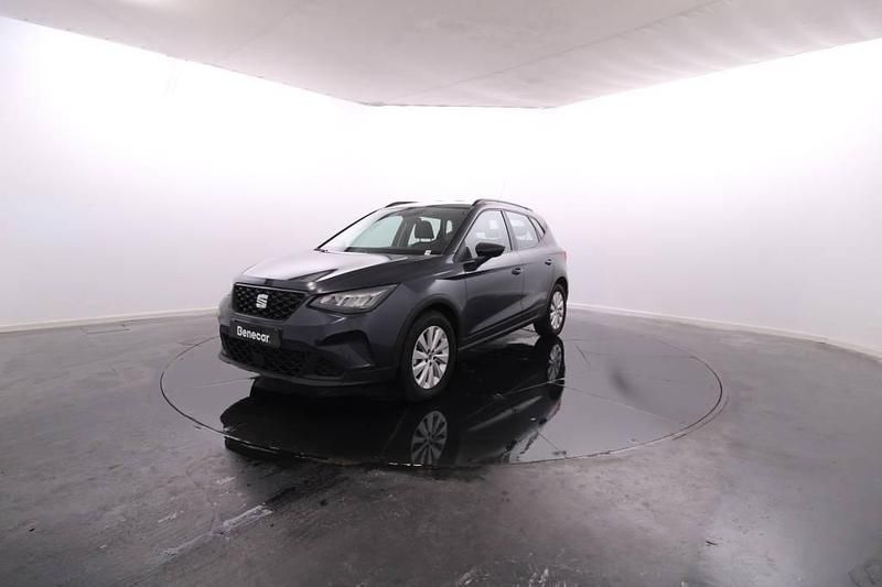 Usado Seat Arona 110 HP (80 kW) 2024 Cinzento SUV