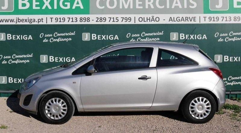 Usado Opel Corsa 75 HP (55 kW) 2011 Cinzento Citadino
