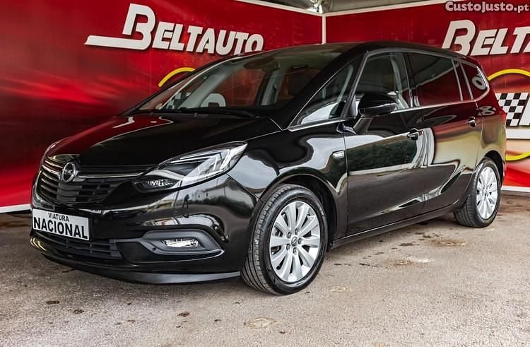 Usado Opel Zafira Life Innovation 135 HP (99 kW) 2019 Preto Monovolume