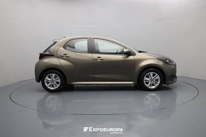 Usado Mazda 2 116 HP (85 kW) 2022 Cinzento Sedan