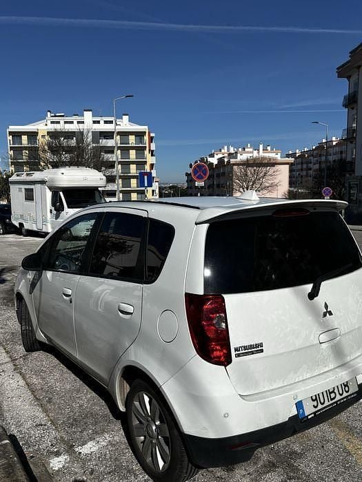 Usado Mitsubishi Colt 95 HP (69 kW) 2009 Citadino