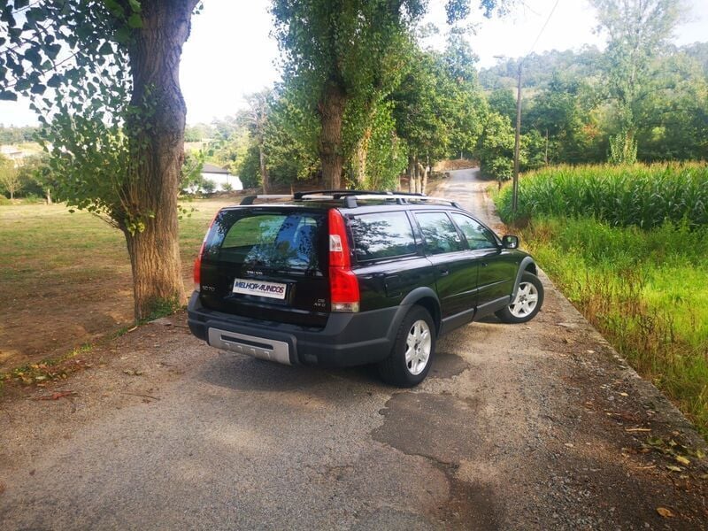 Usado Volvo XC70 185 HP (136 kW) 2007 Preto SUV