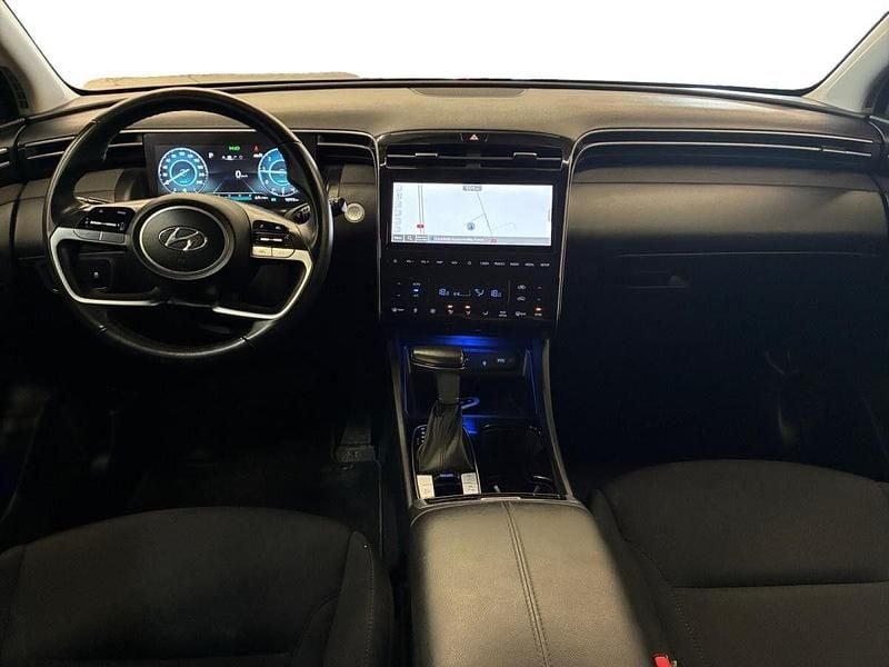 Usado Hyundai Tucson 136 HP (100 kW) 2022 Bege SUV