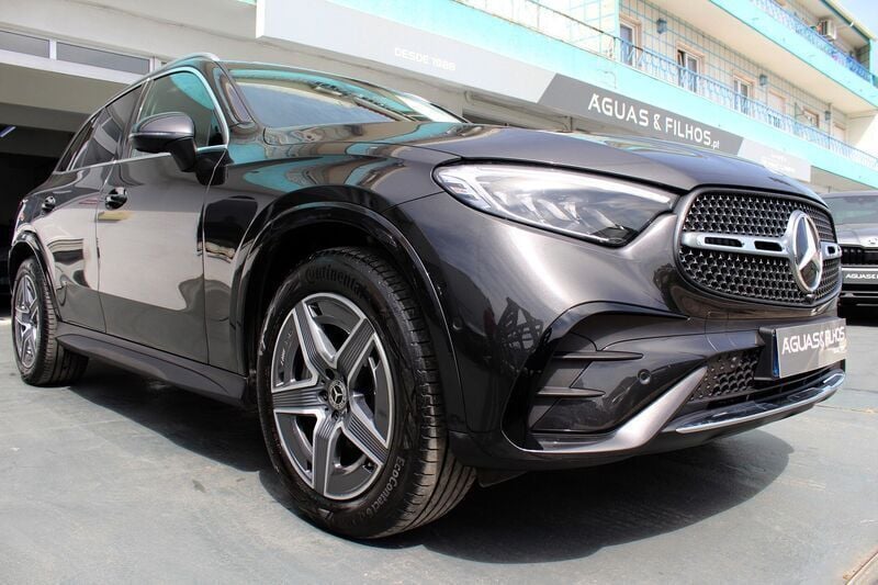 Cinza Usado 2024 Mercedes GLC300 SUV | € 73.990 (Super Preço) - Imagem 1/4