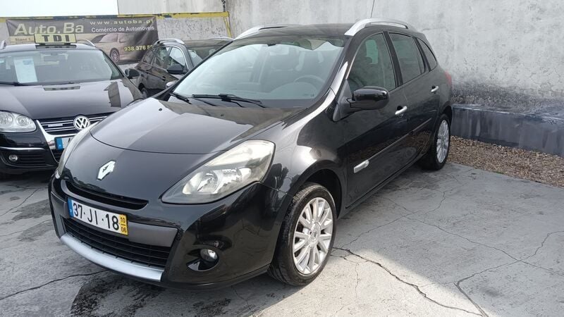 Preto Usado 2010 Renault Clio GrandTour Dynamique Carrinha | € 6.350 - Imagem 1/4