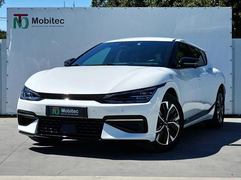 Branco Usado 2021 Kia EV6 4 SUV | € 29.800 - Imagem 1/4