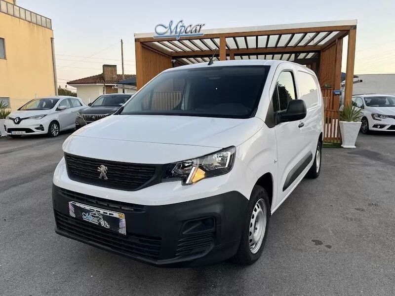 Branco Usado 2020 Peugeot Partner Monovolume | € 13.950 - Imagem 1/4