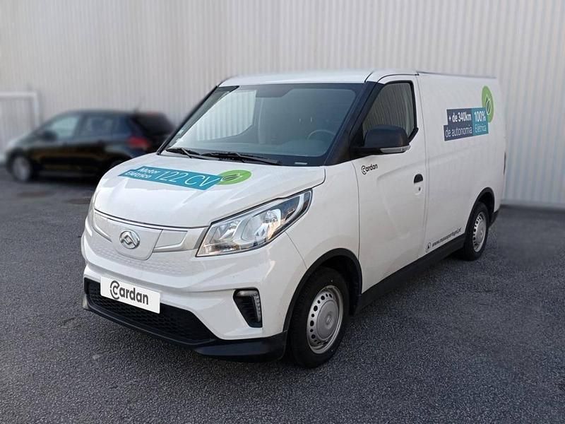 Usado Maxus eDeliver 3 88 kW (121 HP) 2024 Branco Van