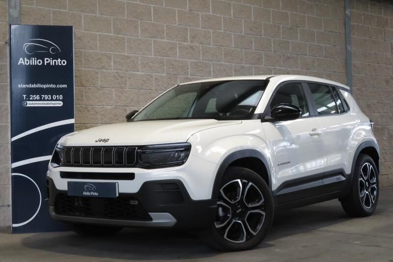Branco Usado 2024 Jeep Avenger Altitude SUV | € 22.700 (Preço justo) - Imagem 1/4