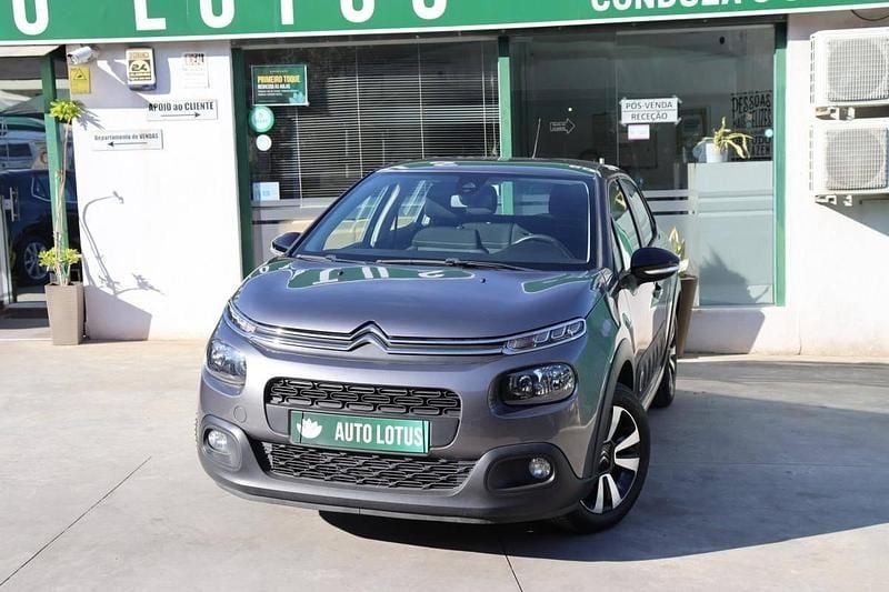 Cinza Usado 2018 Citroën C3 Feel Citadino | € 10.970 (Preço justo) - Imagem 1/4