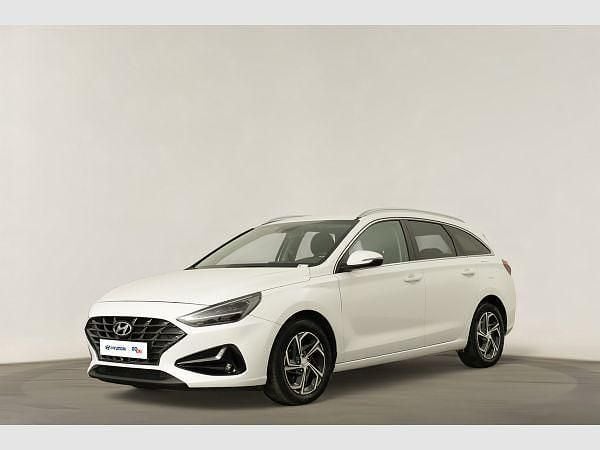 Usado Hyundai i30 Style 120 HP (88 kW) 2024 Branco Carrinha