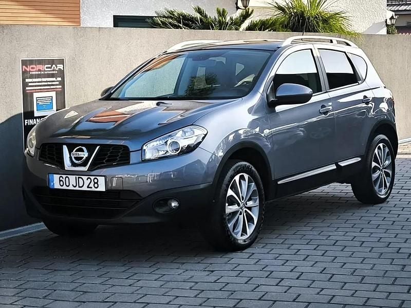 Cinzento Usado 2010 Nissan Qashqai Tekna SUV | € 9.950 (Preço justo) - Imagem 1/4