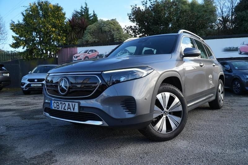 Usado Mercedes EQB250 Progressive 139 kW (190 HP) 2023 Cinza SUV