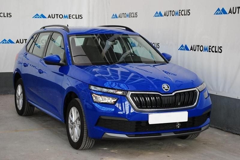 Azul Usado 2023 Skoda Kamiq Ambition SUV | € 15.750 (Bom preço) - Imagem 1/4
