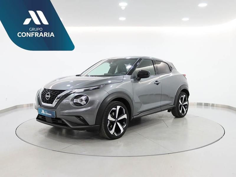 Usado Nissan Juke 114 HP (83 kW) 2022 Cinzento SUV
