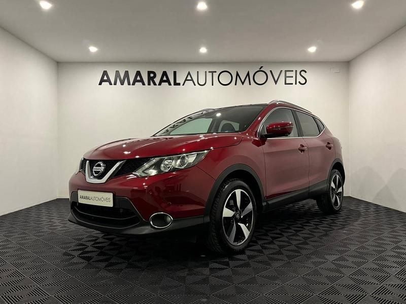 Vermelho Usado 2016 Nissan Qashqai SUV | € 14.900 (Preço justo) - Imagem 1/4