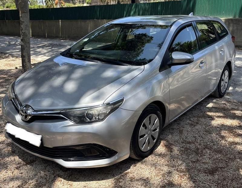 Usado 2016 Toyota Auris Touring Sports Active Carrinha | € 12.100 (Preço justo) - Imagem 1/4