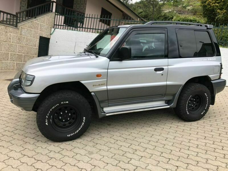 Mitsubishi pajero v26w