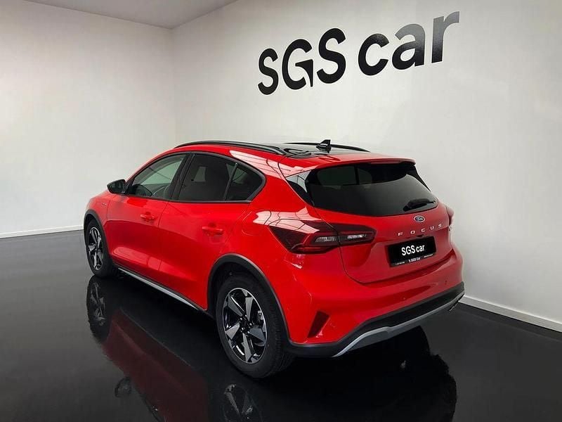 Usado Ford Focus Active X 125 HP (91 kW) 2023 Vermelho