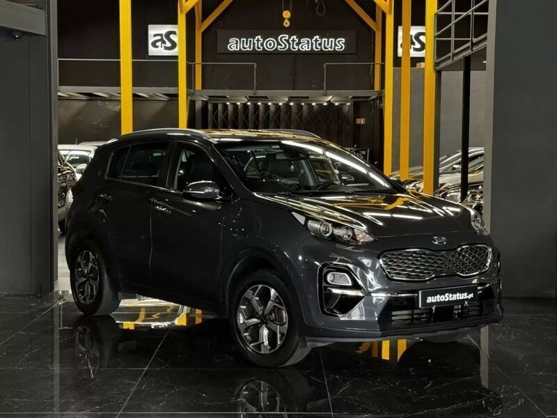 Cinzento Usado 2022 Kia Sportage Urban SUV | € 23.990 (Bom preço) - Imagem 1/4