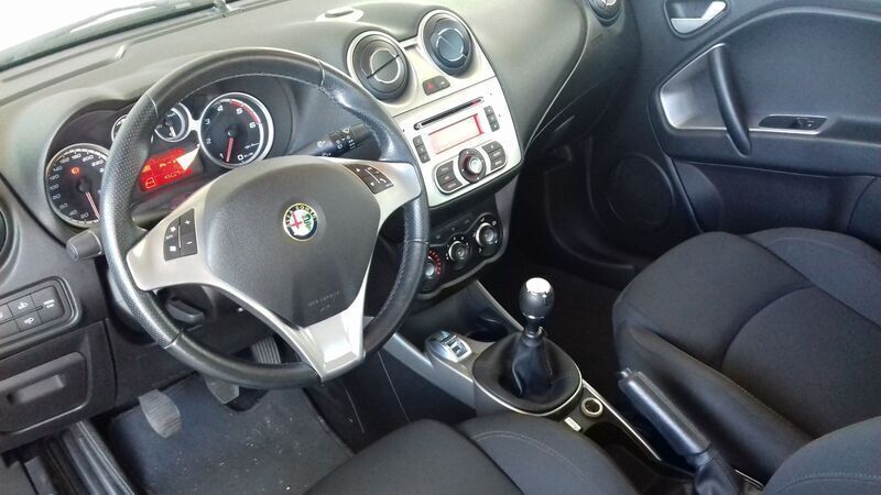 Usado Alfa Romeo MiTo Progression 95 HP (69 kW) 2013 Preto Citadino