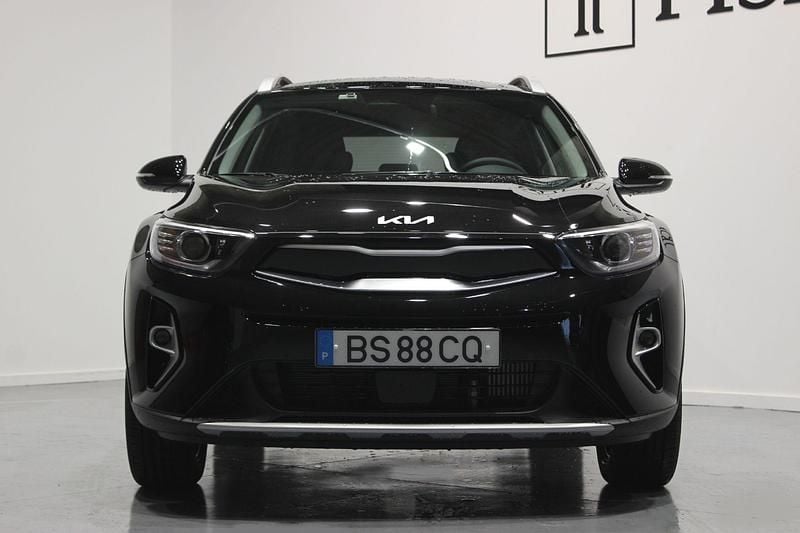 Preto Usado 2025 Kia Stonic SUV | € 21.900 (Preço elevado) - Imagem 1/4