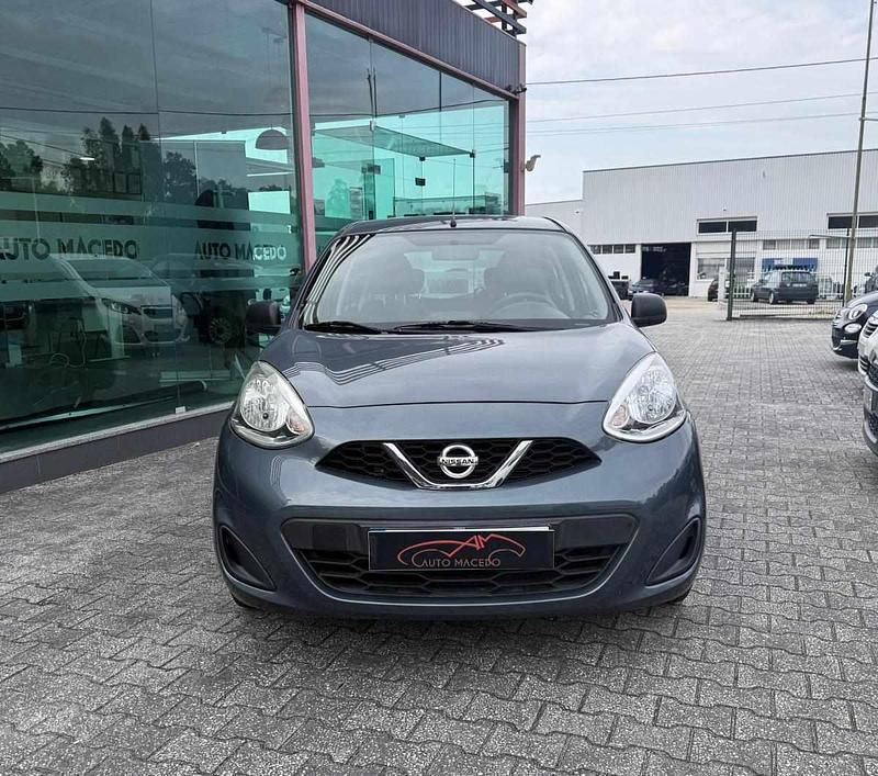 Usado Nissan Micra 80 HP (58 kW) 2015 Cinzento Citadino