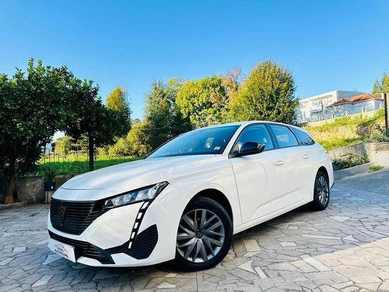 Branco Usado 2022 Peugeot 308 SW Carrinha | € 15.500 (Bom preço) - Imagem 1/4