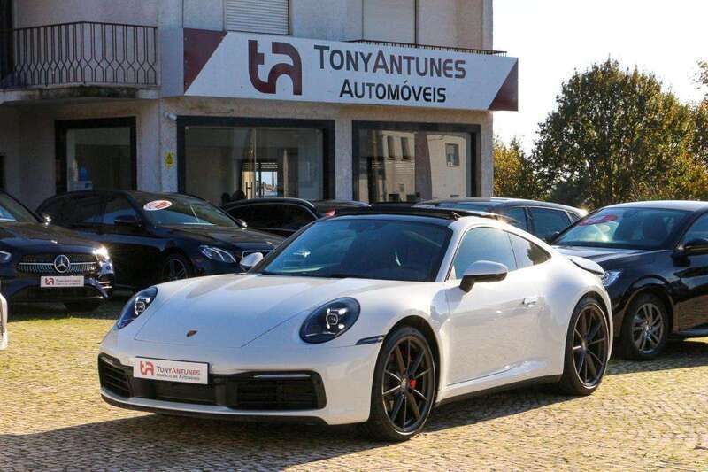 Branco Usado 2021 Porsche 911 Carrera Coupé | € 159.900 - Imagem 1/4