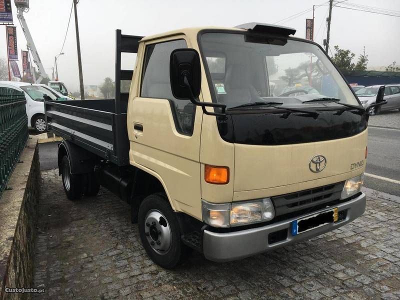 Toyota dyna колеса