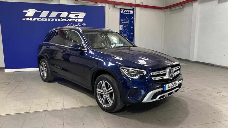 Usado Mercedes GLC300 317 HP (233 kW) 2021 Azul Citadino
