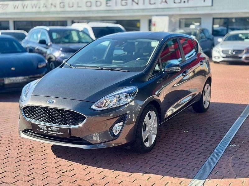 Usado Ford Fiesta Active 95 HP (69 kW) 2020 Cinza Citadino