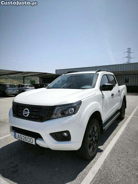 Branco Usado 2022 Nissan Navara N-Guard Pickup | € 34.500 (Preço elevado) - Imagem 1/1