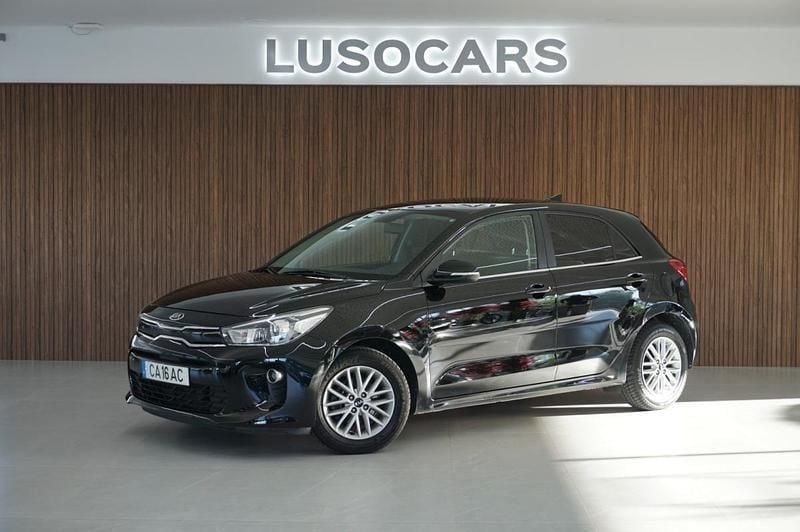 Preto Usado 2018 Kia Rio | € 12.990 (Preço justo) - Imagem 1/4