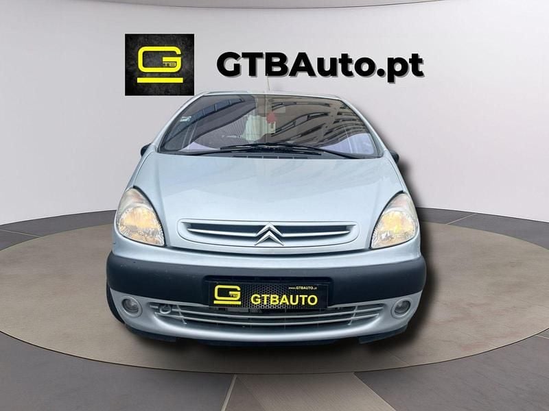 Cinza Usado 1999 Citroën Xsara Monovolume | € 1.900 - Imagem 1/4