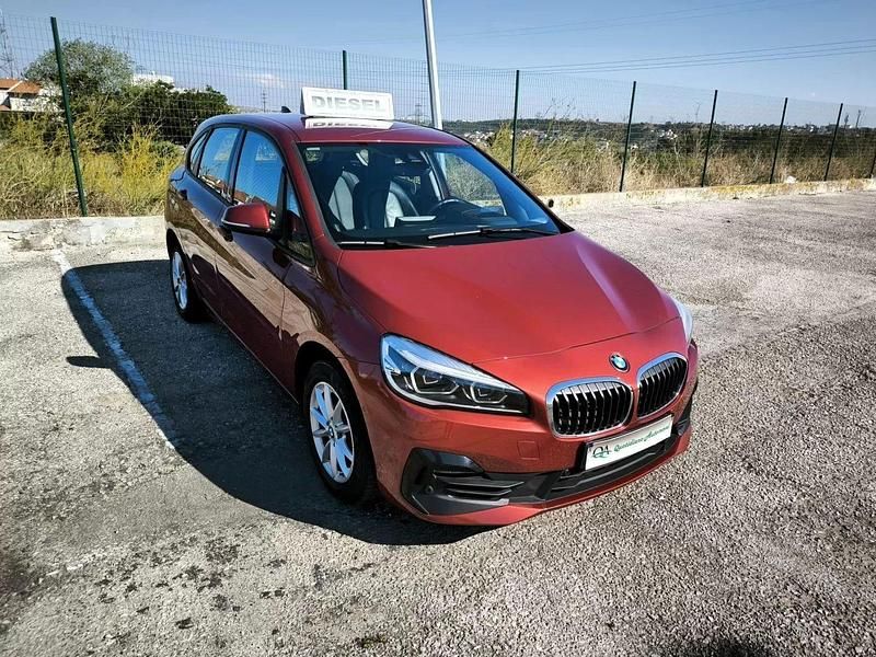 Usado BMW 216 Active Tourer Luxury Line 116 HP (85 kW) 2020 Bordeaux Monovolume
