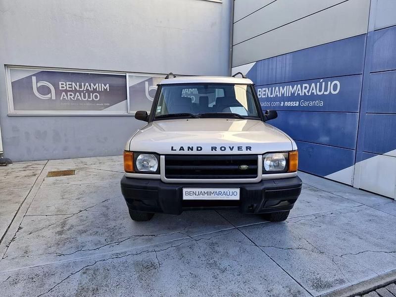 Usado Land Rover Discovery 2 136 HP (100 kW) 1998 Bege SUV