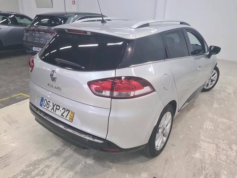 Usado Renault Clio IV 90 HP (66 kW) 2019 Cinzento Carrinha